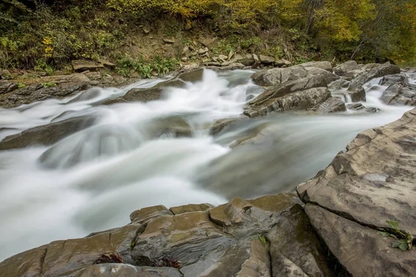 Montagne Bieszczady - Polonia Carpazi - Fiume — Foto Stock