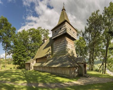 Gorce dağlar - Polonya Karpatlar - ahşap kilise