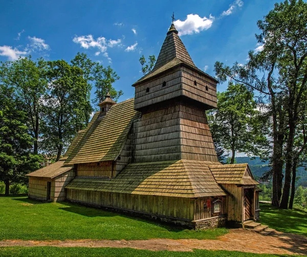 Gorce dağlar - Polonya Karpatlar - ahşap kilise