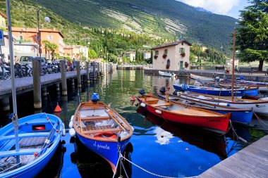 Lake Garda, İtalya 1 Ağustos 2016 Bay, Garda Gölü, Malcesine, İtalya 