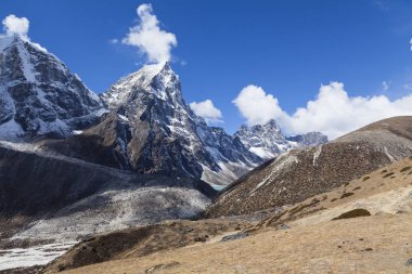 Everest 'e kadar, Khumbu Vadisi, Sagarmatha Ulusal Parkı, Nepal Himalayaları.