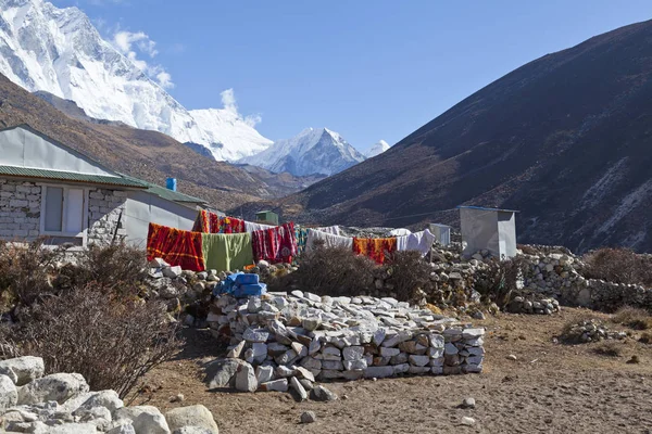 Himalayas Nepal Cirka November 2017 Dağ Köyünün Dışındaki Eski Binalar Telifsiz Stok Imajlar