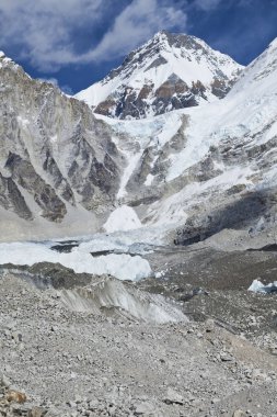 Everest 'e kadar, Khumbu Vadisi, Sagarmatha Ulusal Parkı, Nepal Himalayaları.