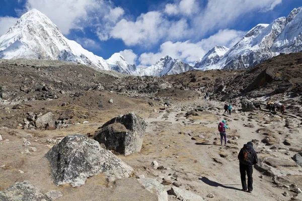 Himalayas Nepal Cirka November 2017 Turisté Cestě Everest Base Camp — Stock fotografie