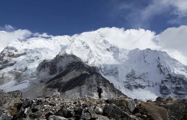 Everest Ana Kampına Giden Yürüyüşçüler Khumbu Vadisi Sagarmatha Ulusal Parkı — Stok fotoğraf