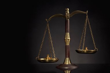 Adaletin terazisi. Hukuk ve adalet kavramı