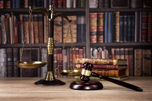 Гавель Судді Масштаби Справедливості Юридичних Книг Задньому Плані Юридичний Офіс — стокове фото
