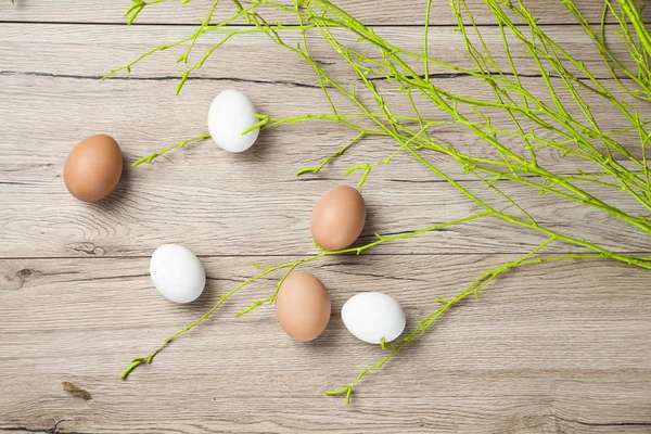 Paskalya Sebep Paskalya Yumurtaları Tavşan Bascet Tipik Paskalya Sembolleri — Stok fotoğraf