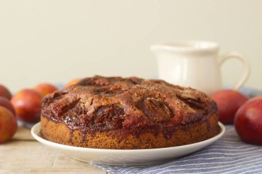 Erik pasta ya da kek tarçın ve şeker. Seçici odak.