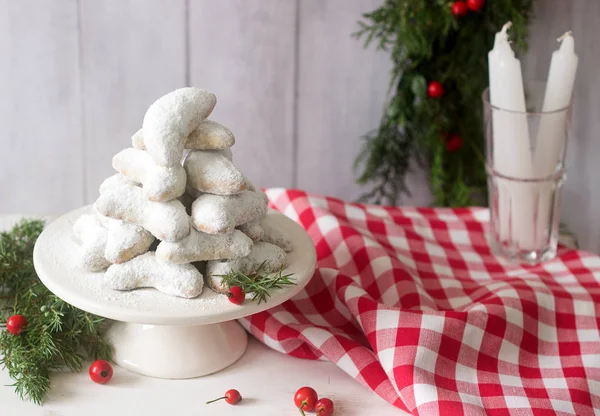 Vanilkipferl - crescents de vainilla, galletas tradicionales de Navidad en Alemania, Austria, República Checa. Galletas caseras . —  Fotos de Stock