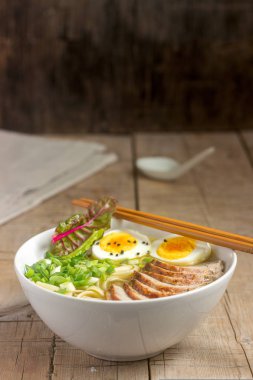 Çorba ramen, Asya mutfağının geleneksel yemeği.