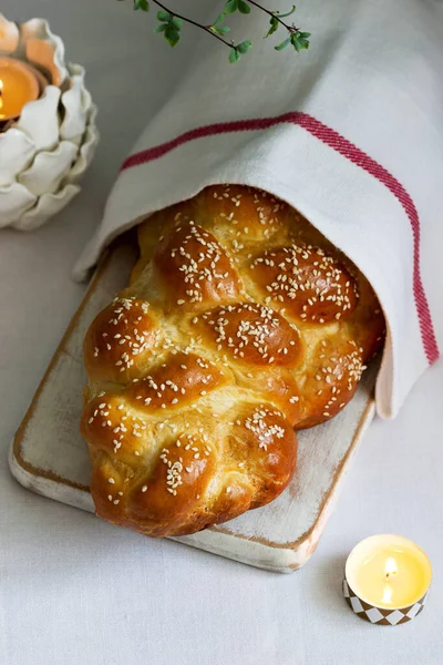 Tradiční Židovský Chléb Kvasinkového Těsta Vejci Selektivní Zaměření — Stock fotografie