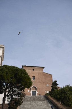 Roma, İtalya - 3 Şubat 2020: Saint Mary Bazilikası ve anıtsal merdiveni