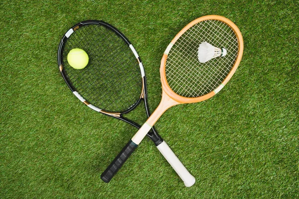Tennis and badminton equipment — Stock Photo, Image