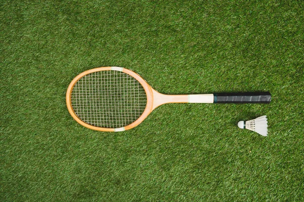 Raqueta de bádminton y Shuttlecock — Foto de Stock