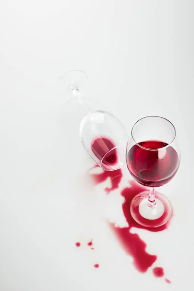 Red wine in glasses — Stock Photo, Image