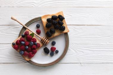 çilek tost ve bal ile Servis Kahvaltı 