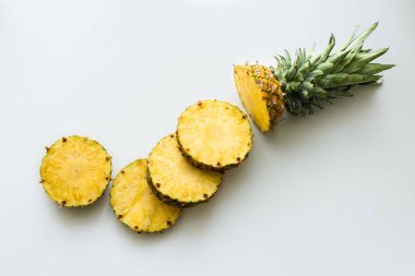 pineapple slices clipart