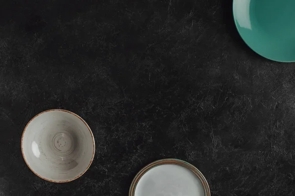 Varias placas de cerámica — Foto de Stock