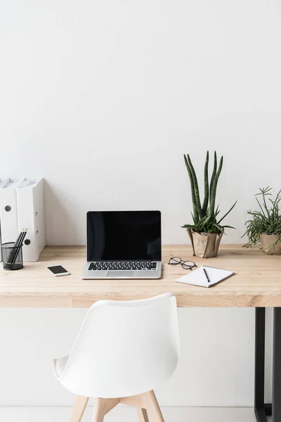 Sul posto di lavoro — Foto Stock