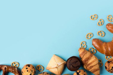 çeşitli ev yapımı pasta