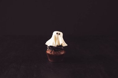 Cadılar Bayramı hayalet cupcake