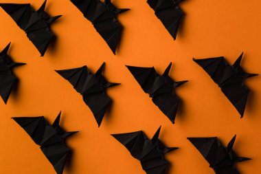 Cadılar Bayramı origami yarasalar ile doku