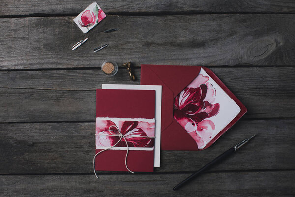 композиция праздничных приглашений
