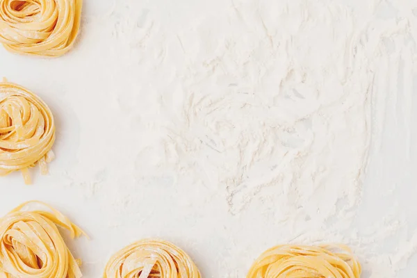 Pasta nests frame — Stock Photo, Image