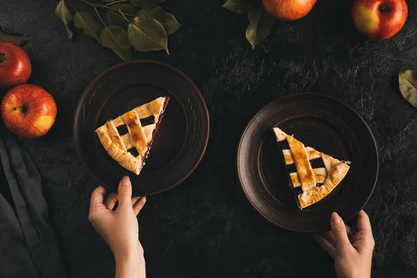 Pedazos de tarta de manzana — Foto de Stock