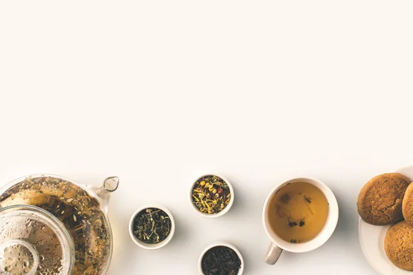 Té de hierbas con galletas — Foto de Stock