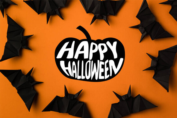 Хэллоуин с летучими мышами
