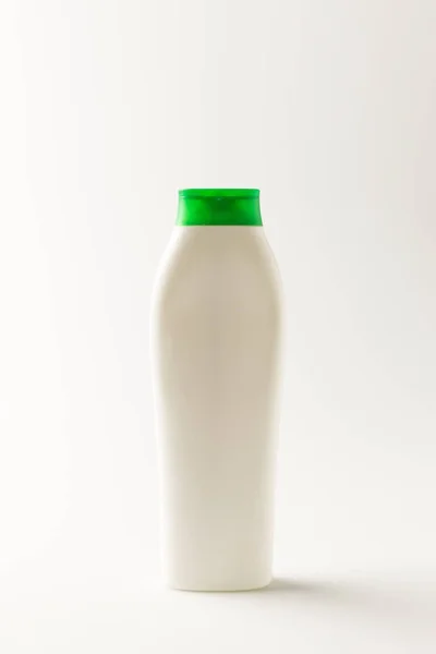 Пластикова пляшка чистячого продукту — стокове фото