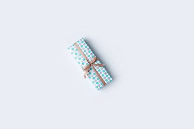 Paketlenmiş Noel hediyesi