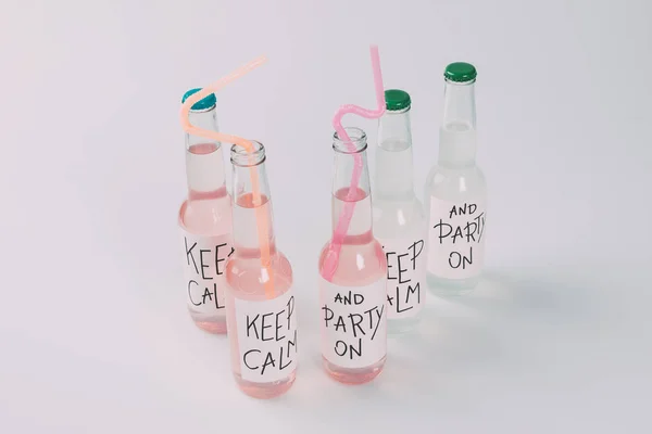 Bebidas alcohólicas en botellas — Foto de Stock