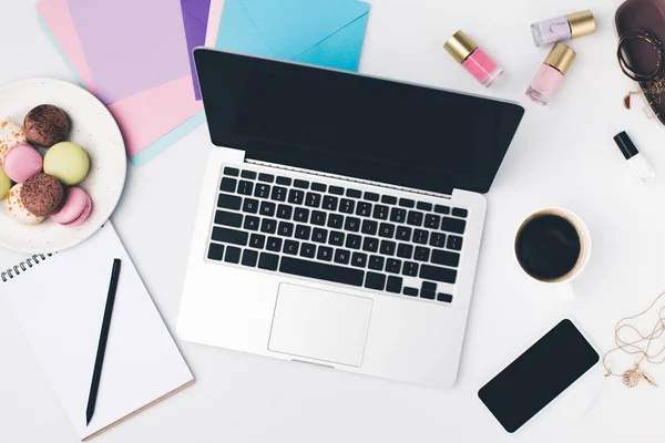 Modern workplace with laptop — Stock Photo, Image