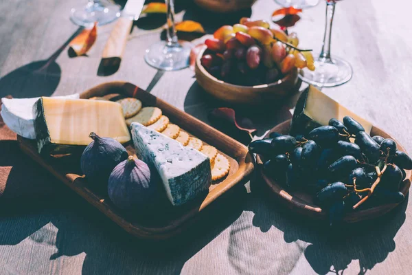 Various wine snacks — Stock Photo, Image