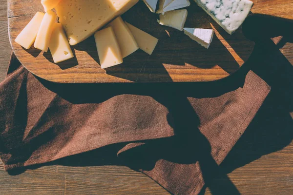 Tipos de queijo — Fotografia de Stock Grátis