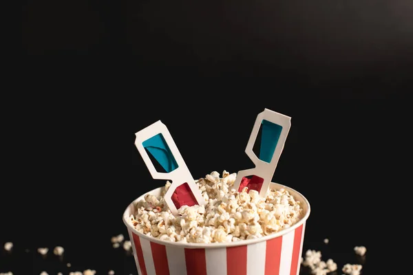 Bucket of popcorn with 3d glasses — Stock Photo, Image