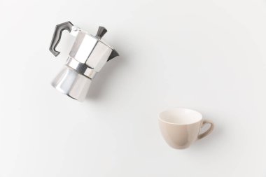 Moka pot ve Kupası