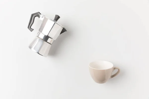 Moka olla y taza — Foto de Stock