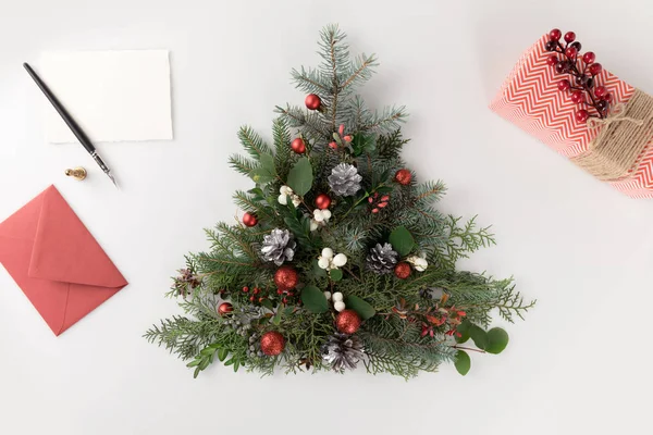Christmas tree, letter and present — Stock Photo, Image