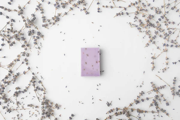 Handcrafted lavender soap — Stock Photo, Image