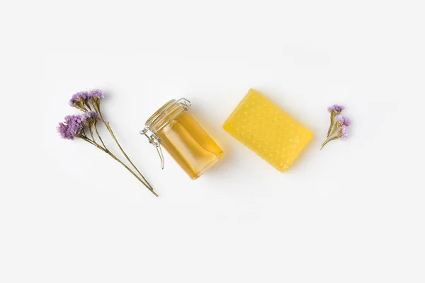 Honey soap with lavender — Stock Photo, Image