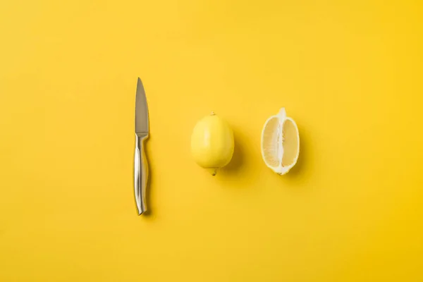 Couteau et citrons — Photo