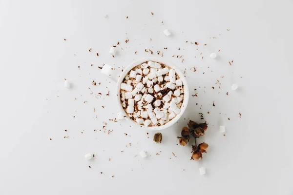 Cacao with marshmallows and walnuts — Stock Photo, Image