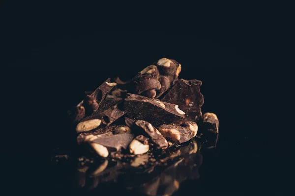Cokelat dengan kacang — Foto Stok Gratis