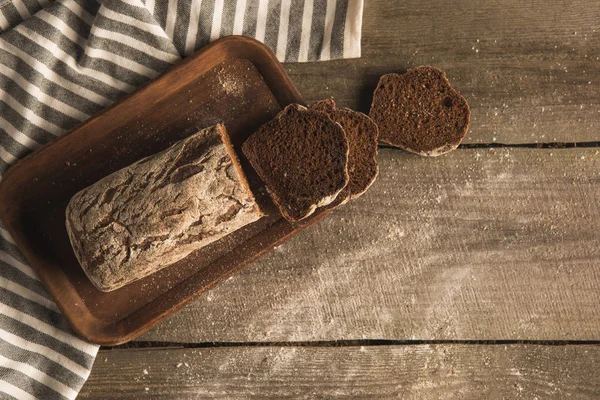 Plátky bochník chleba — Stock fotografie