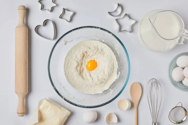 Ovanifrån Ingredienser För Degen Bordsskiva — Stockfoto