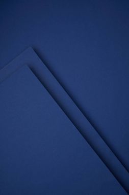 mavi renkli kağıttan yapılmış koyu arka plan 